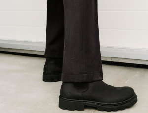 Men's Slip Resistant Footwear