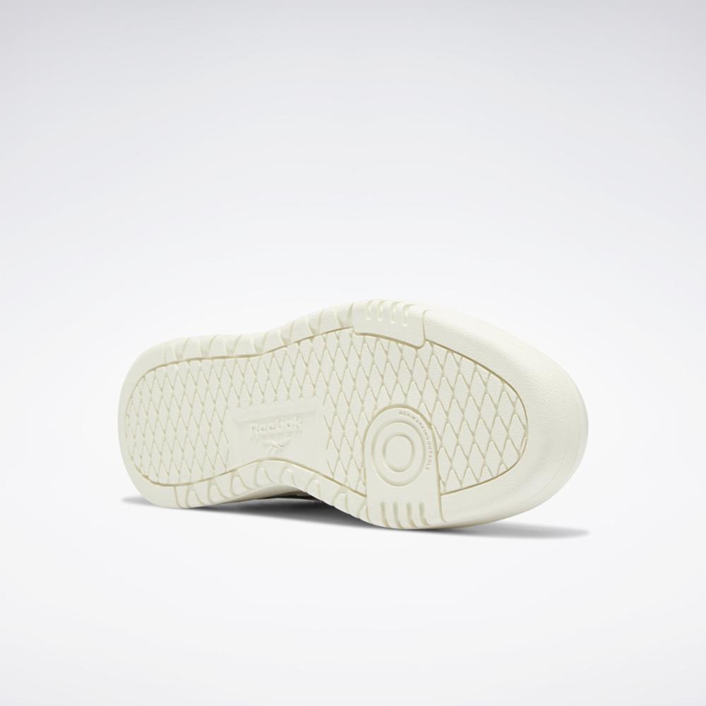 Reebok Footwear  Women's Club C Double Revenge Reebok Classics Ftw Women White M