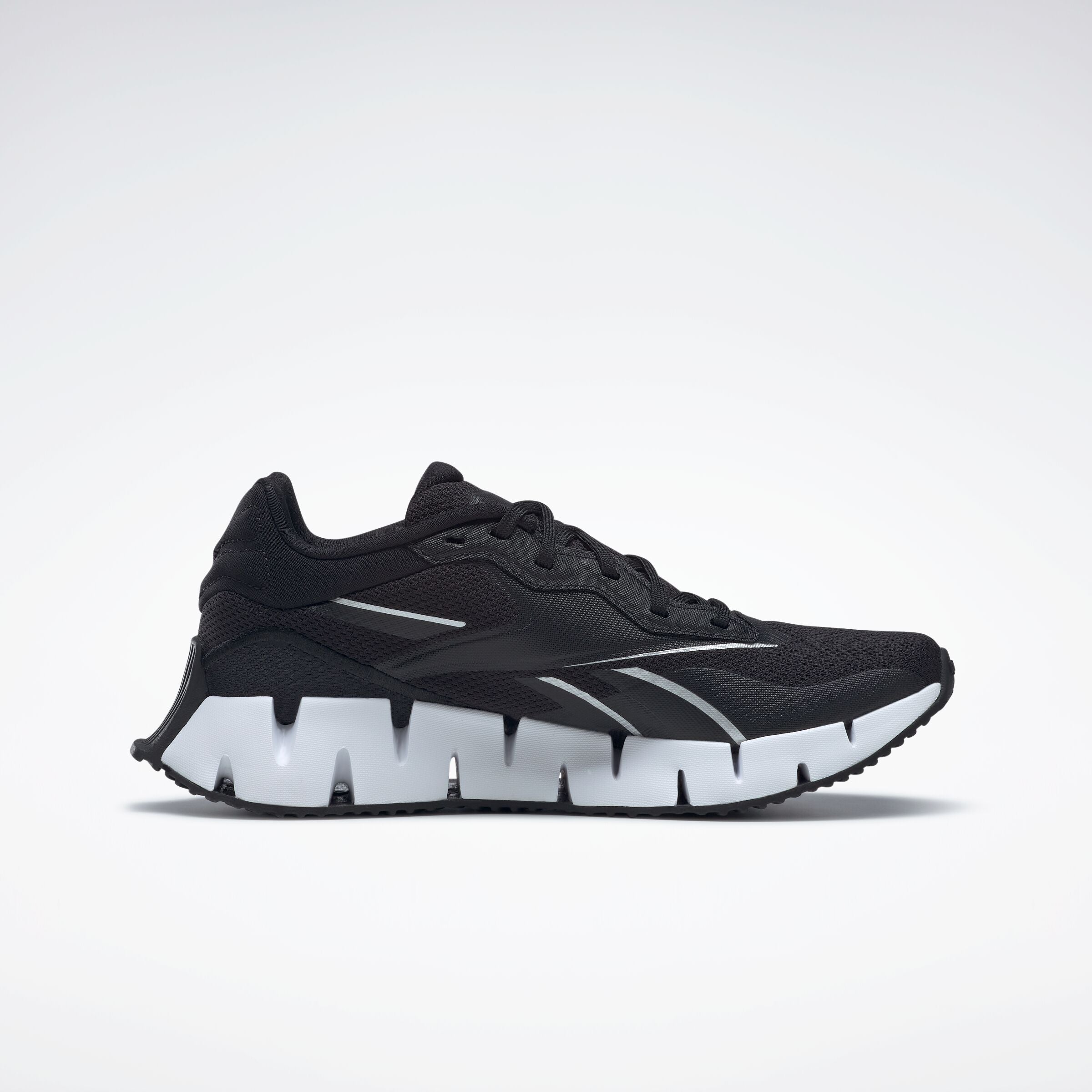 Reebok Women's Zig Dynamica 4  In Black/Ftwr M