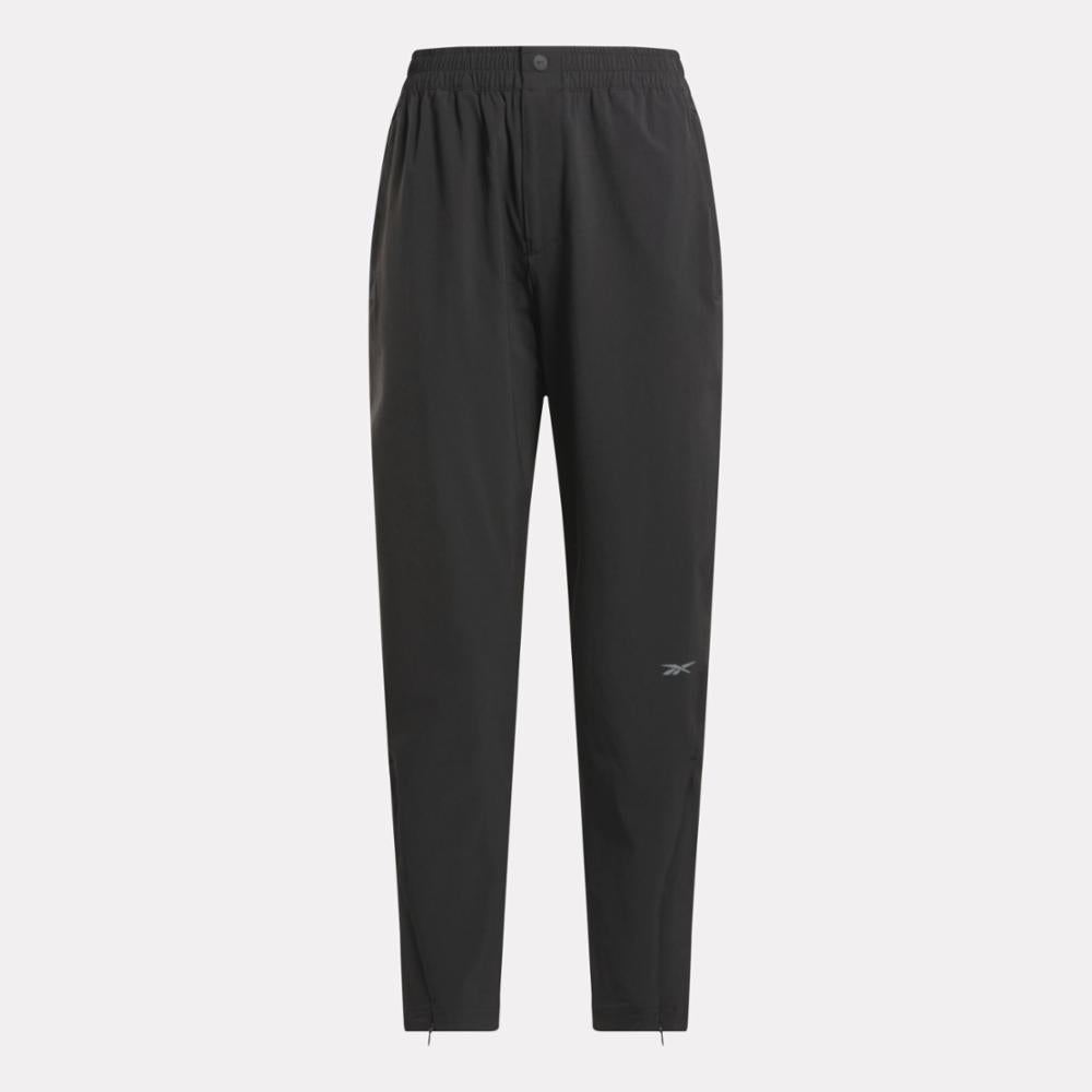 Reebok Women's Activ Coll Skystretch Wvn Pnt  In Black REG
