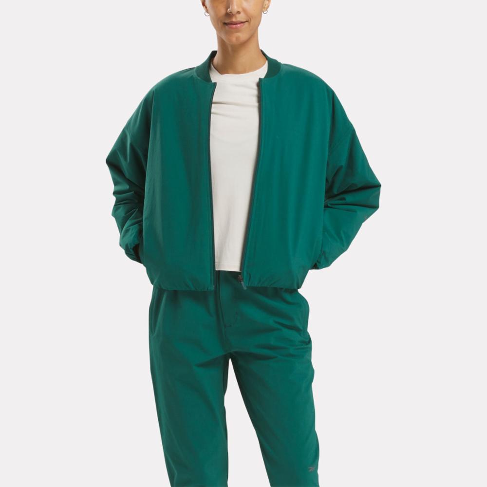 Reebok Apparel  Women's Activ Coll Skystretch Wvn Padded Jkt Reebok Training App Women Green Reg