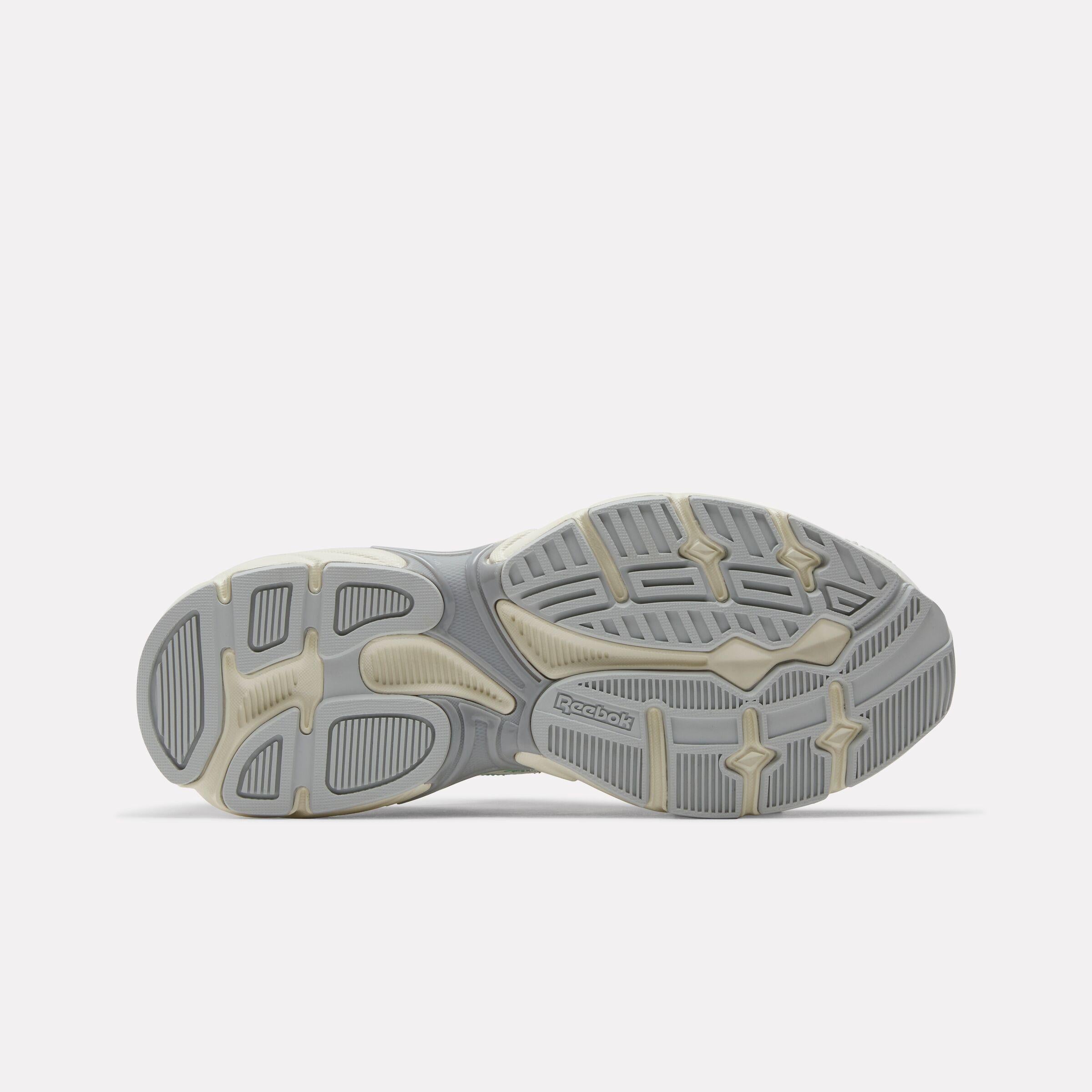 Reebok Footwear  Women's Rbk Premier Road Plus Vi Reebok Classics Ftw Women White M