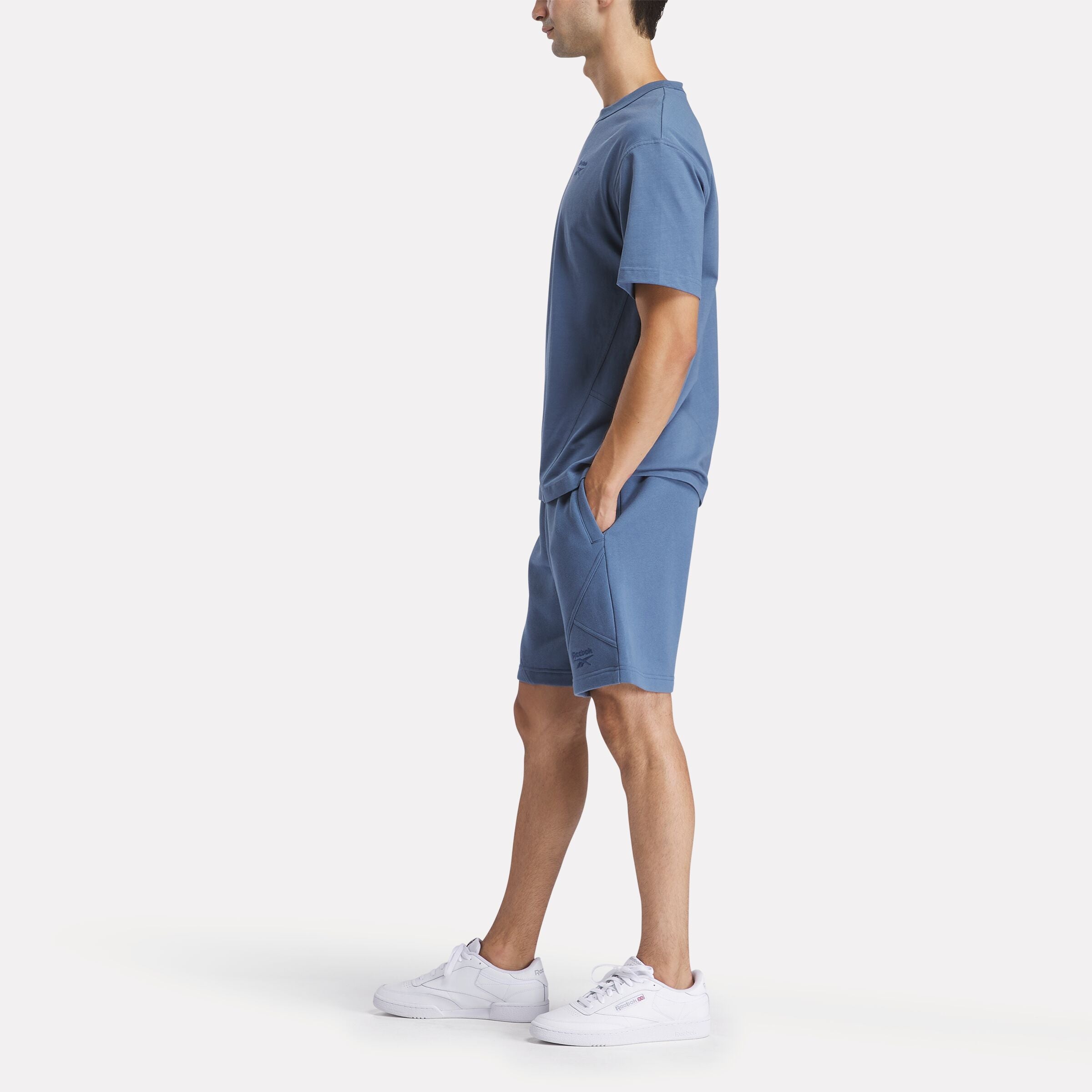 Reebok Unisex' Icon Elements Short  In Shadow REG