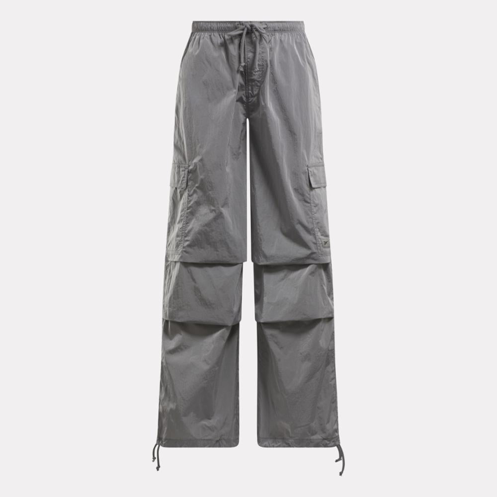 Reebok Apparel  Women's Studio Style Cargo Pant Reebok Classics App Women Silver Reg