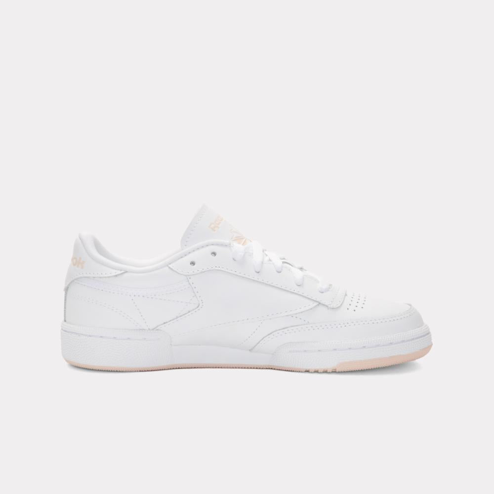 Reebok Footwear  Women's Club C 85 Reebok Classics Ftw Women White M