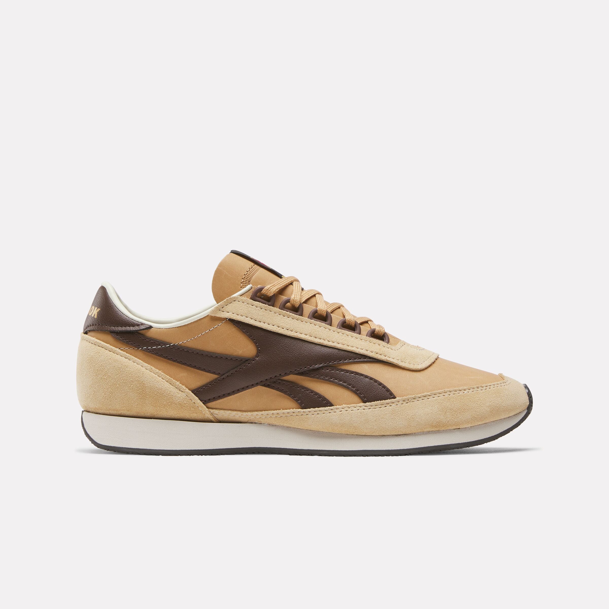 Reebok Unisex' Camargue  In Camel M