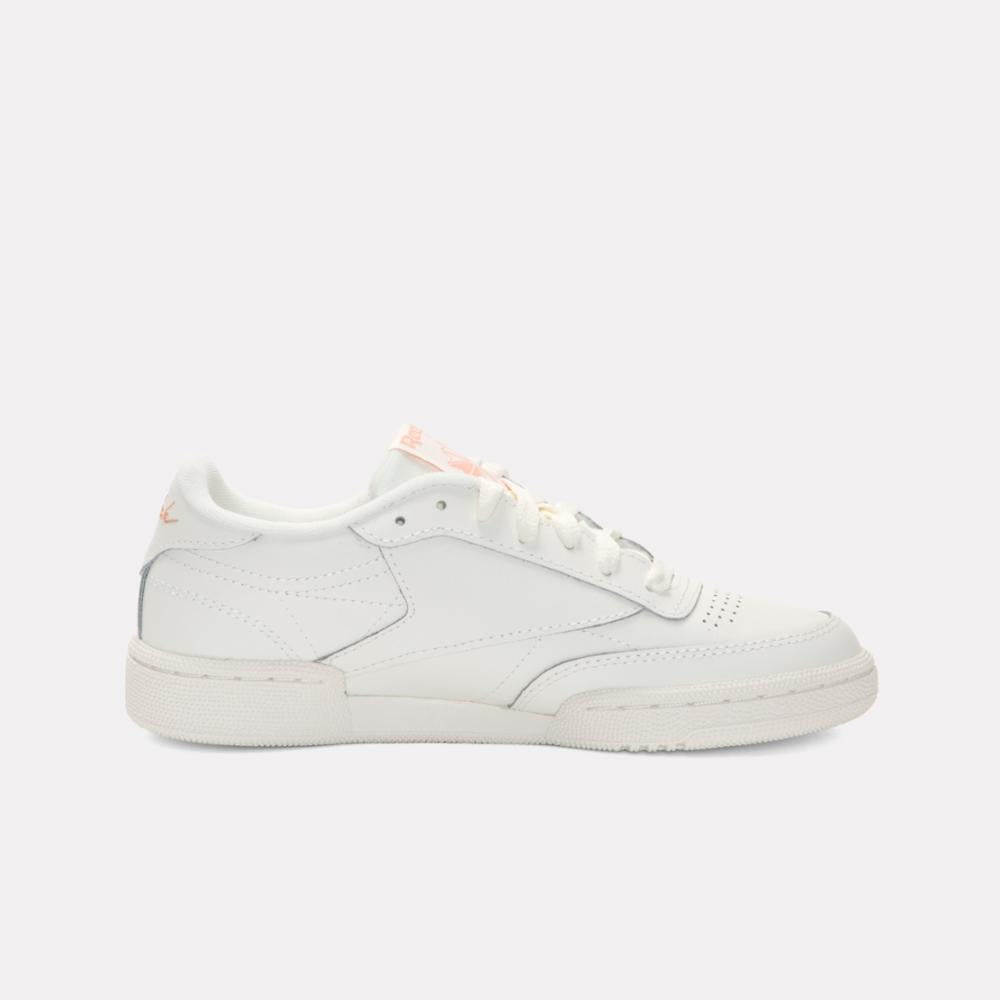 Reebok Footwear  Women's Club C 85 Reebok Classics Ftw Women White M