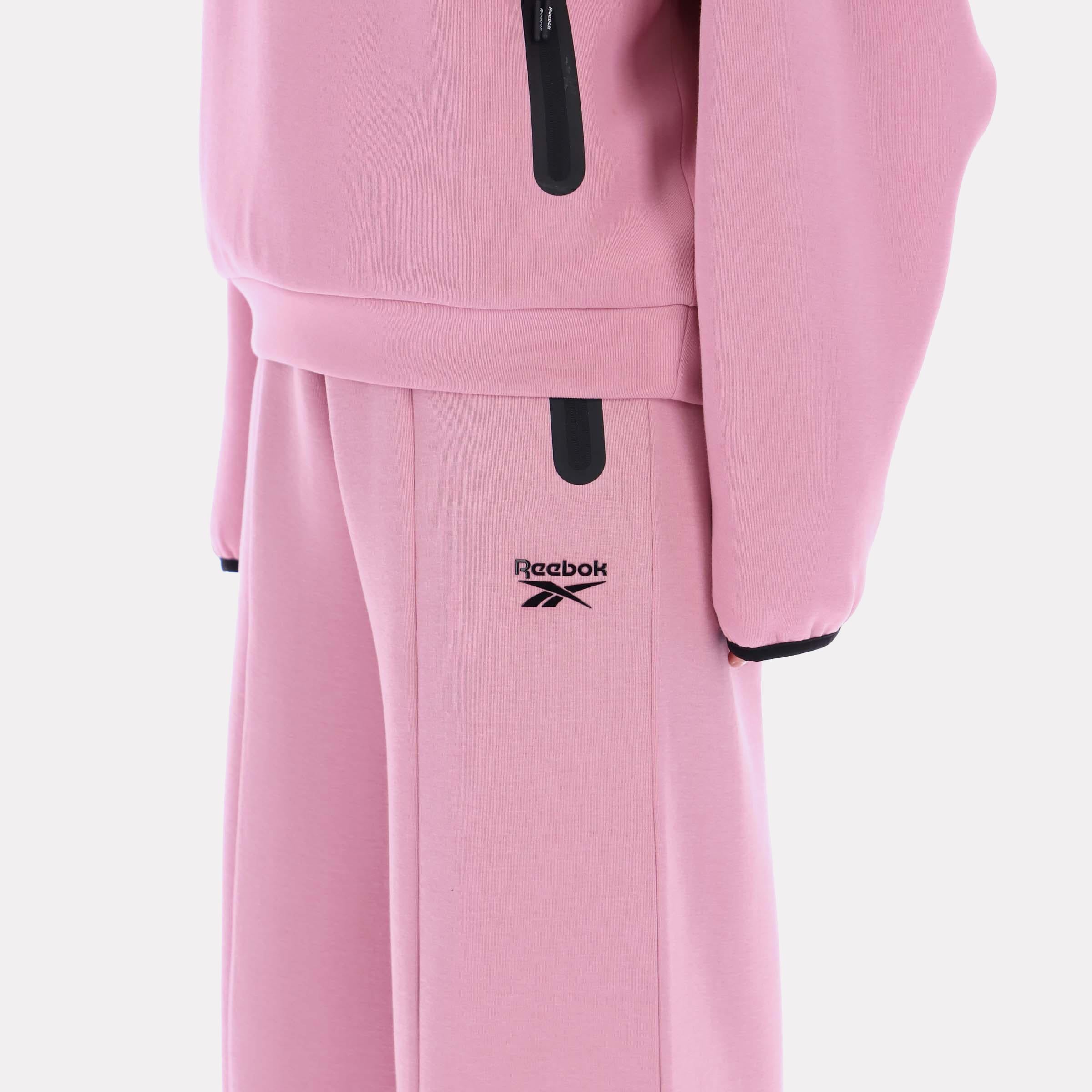 Reebok Apparel  Women's Kick Flare Jogger Reebok Classics App Women Grey Reg