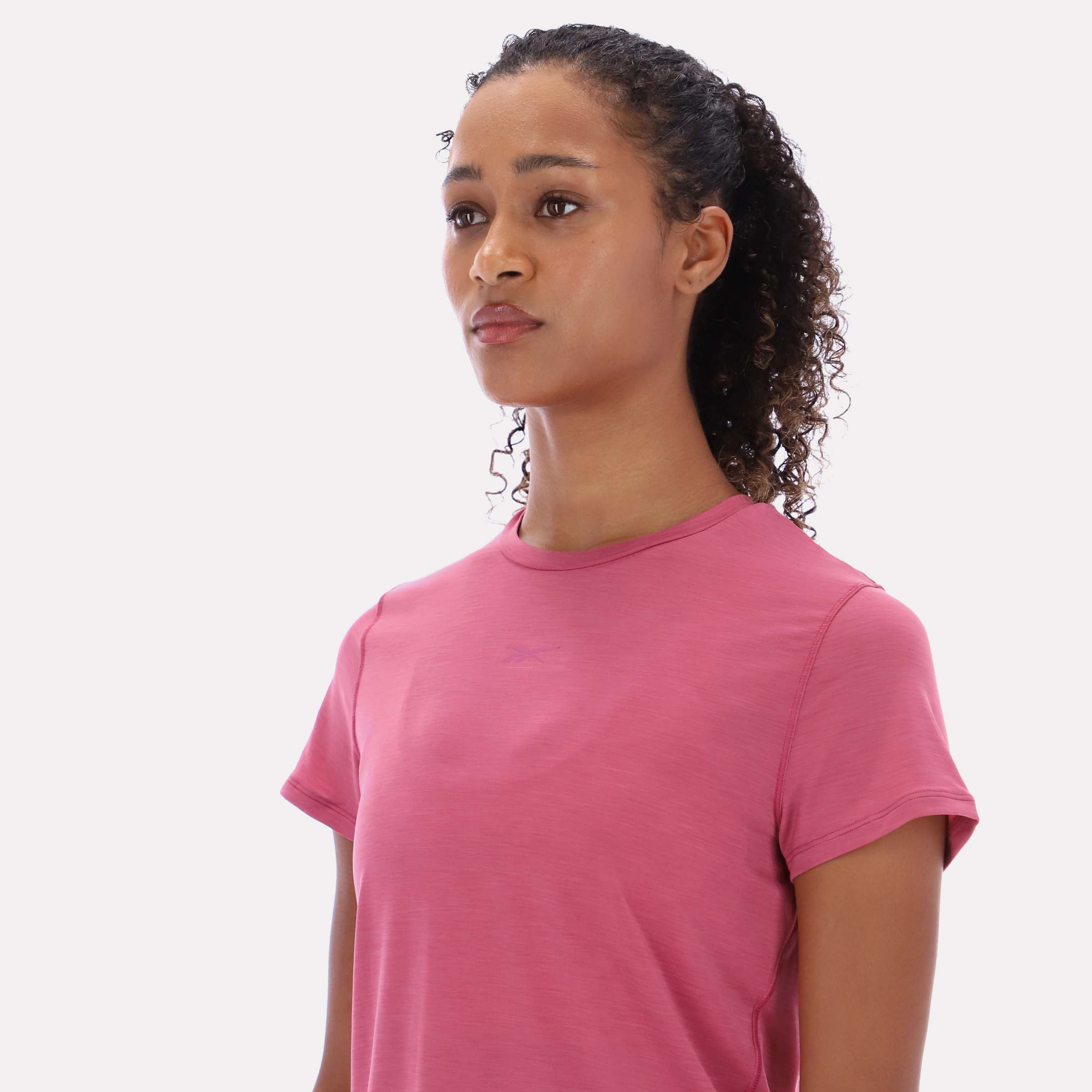 Reebok Women's Rbk Chill Athletic Tee  In Studio REG