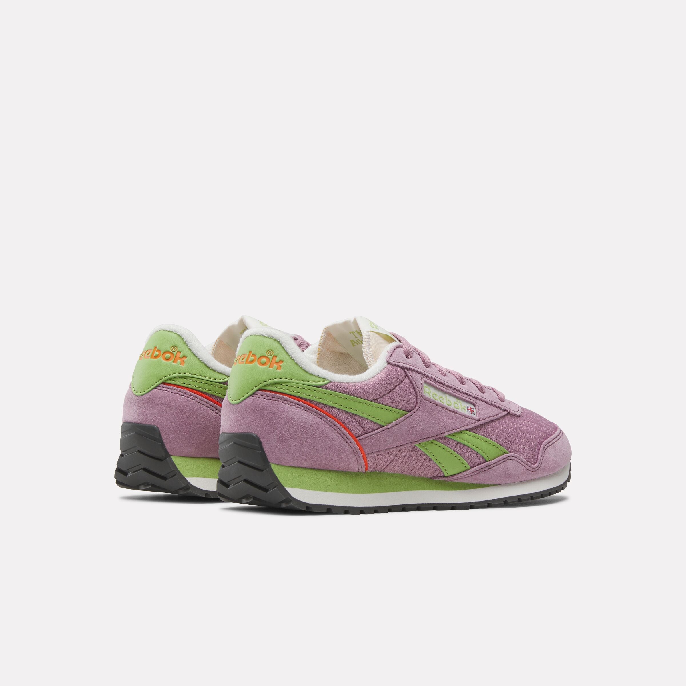 Reebok Women's Classic Az  In Berrychill M