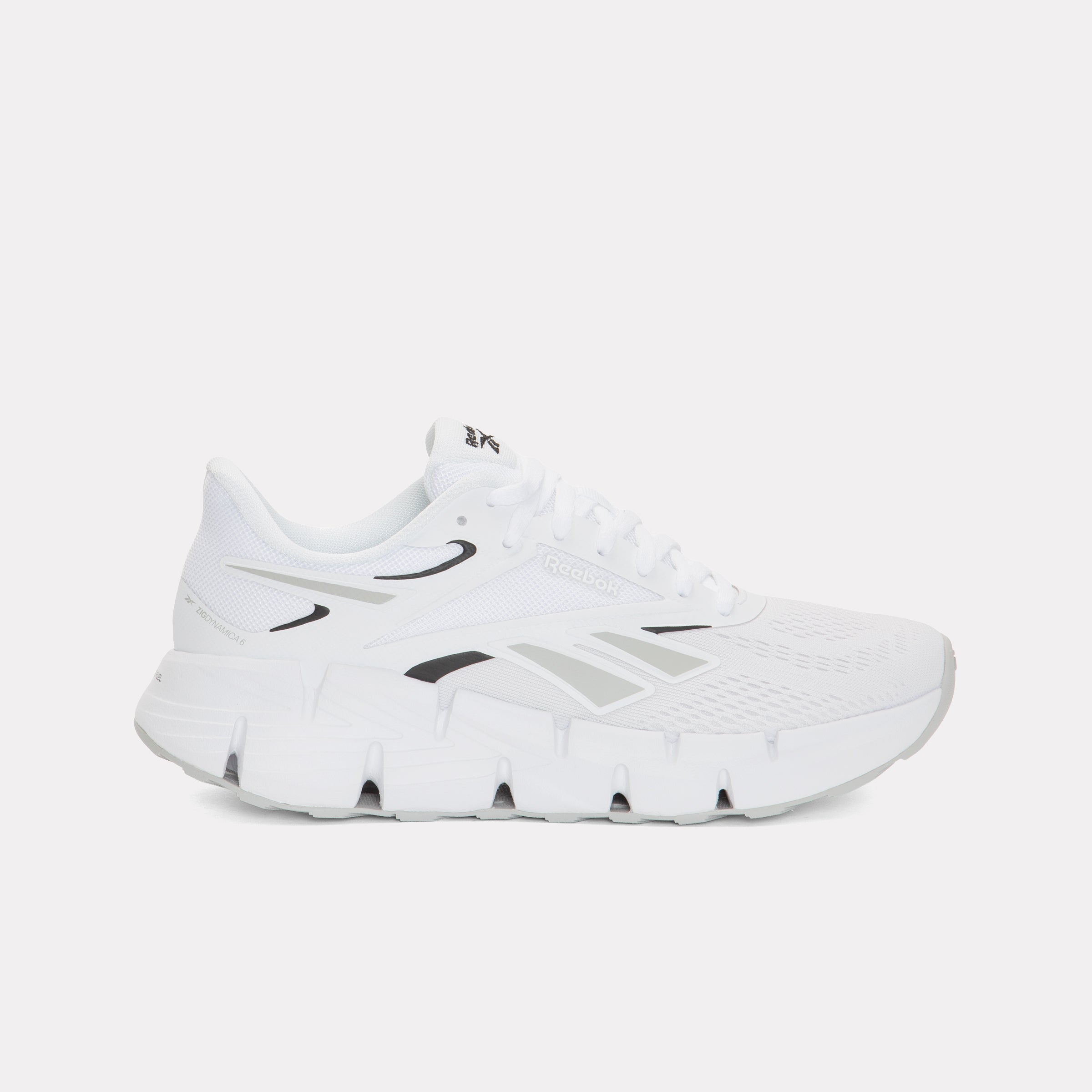 Reebok Women's Zig Dynamica 6  In White/Grey M