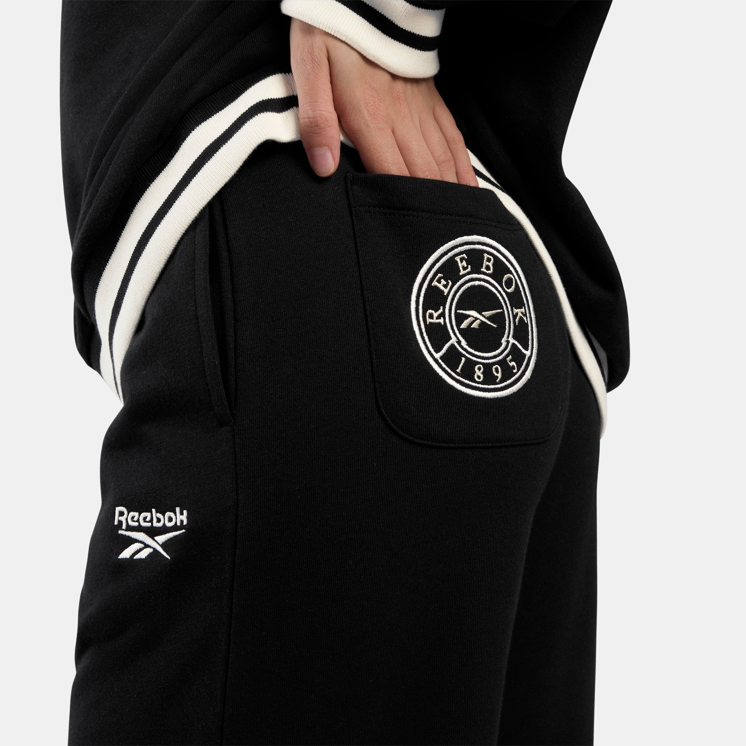 Reebok Women's Lawn Club Jogger Pants  In Black REG