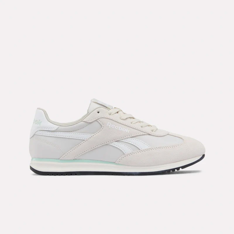 Reebok Women's Reebok World 70  In Grey/Grey/Tranquil Teal M