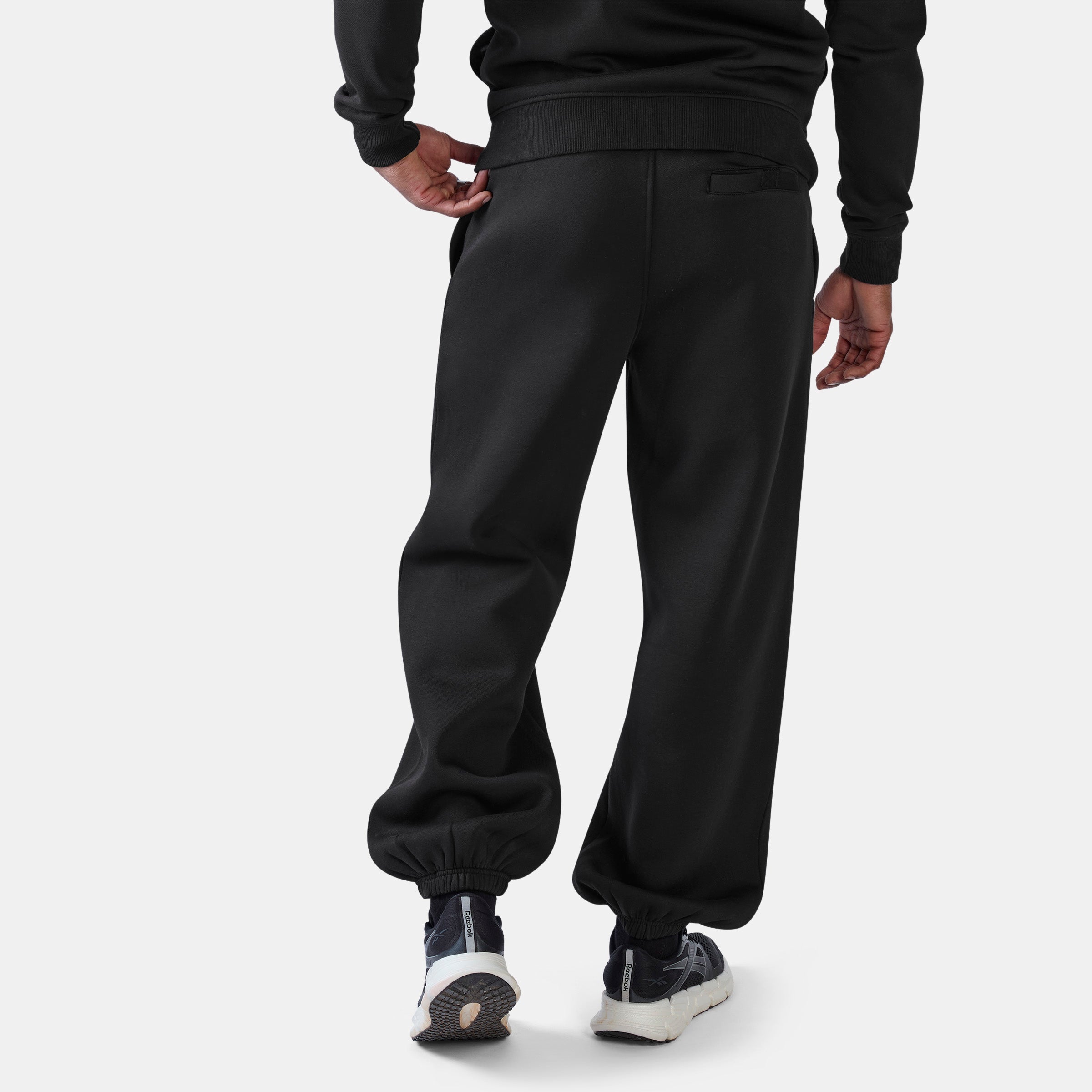 Reebok Men's Id 2-Colour Logo Relaxed Fleece Pants  In Black REG