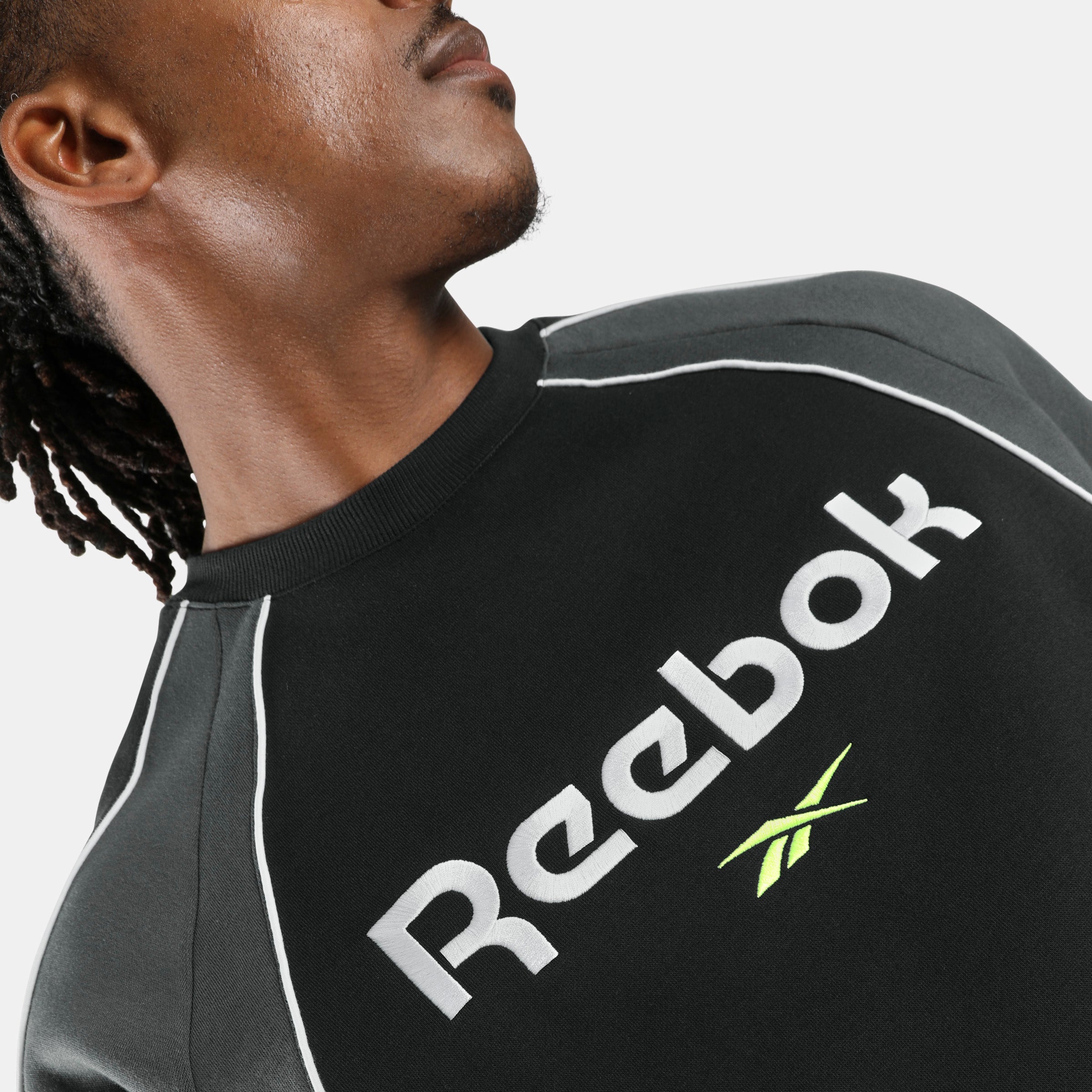 Reebok Men's Sidewinder Football Crewneck Sweatshirt  In Black/Grey REG