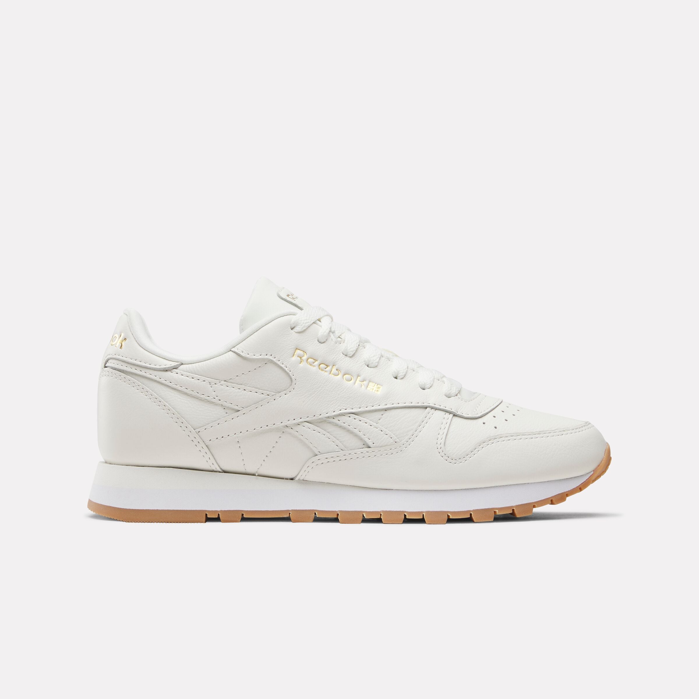 Reebok Women's Classic Leather   In Chalk/White/Gum M