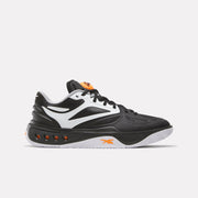 Reebok Unisex' Engine A Pump   In White/Black M