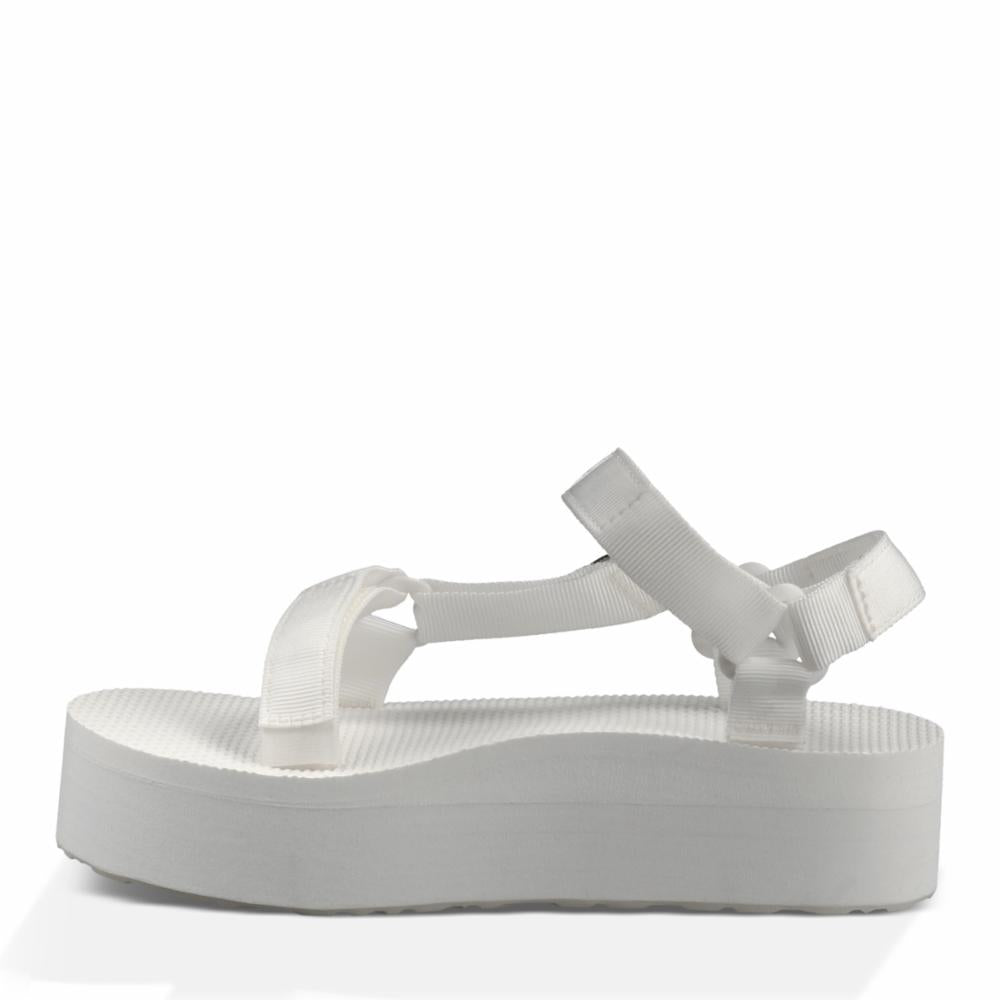 Teva  Women's Flatform Universal  White M