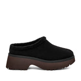 Ugg Women's Cozy Clog in Black