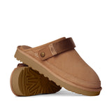 UGG Men's Goldencoast Clog II in Chestnut