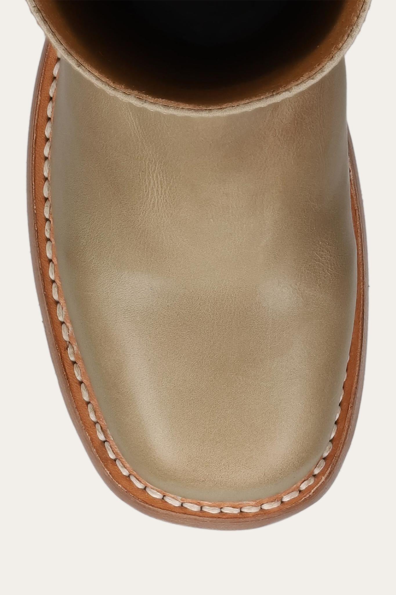 Frye  Women's Campus 14L Boot Brown M