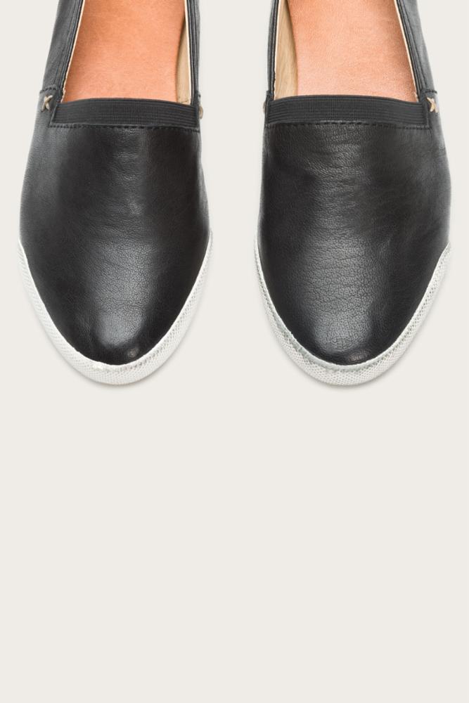 Frye  Women's Melanie Slip On Black M