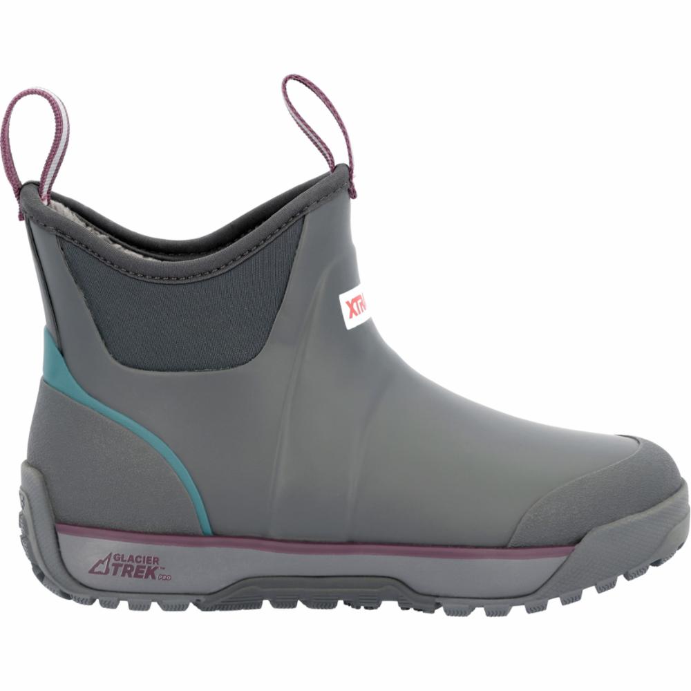 Xtratuf Women's S 6 Adb Ice Rubber Ankle Deck Boot Ice Grey M