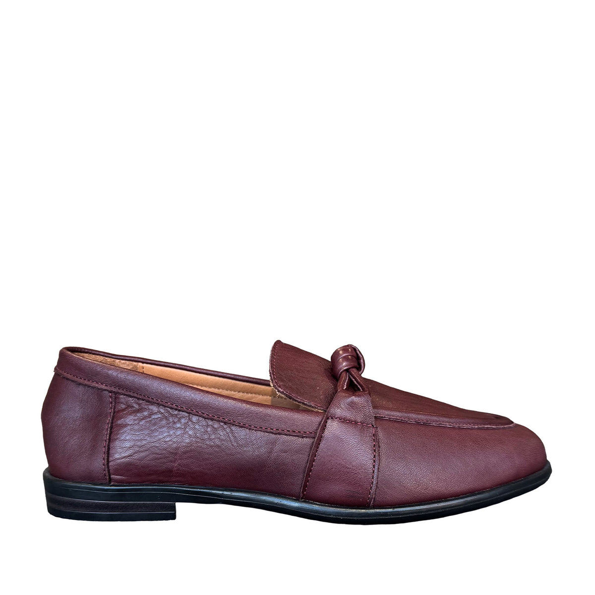 Ateliers Women's Serena Flat in Bordo