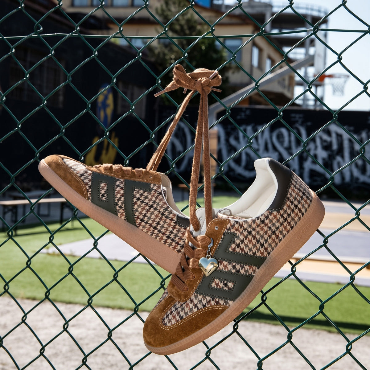 Sneakers