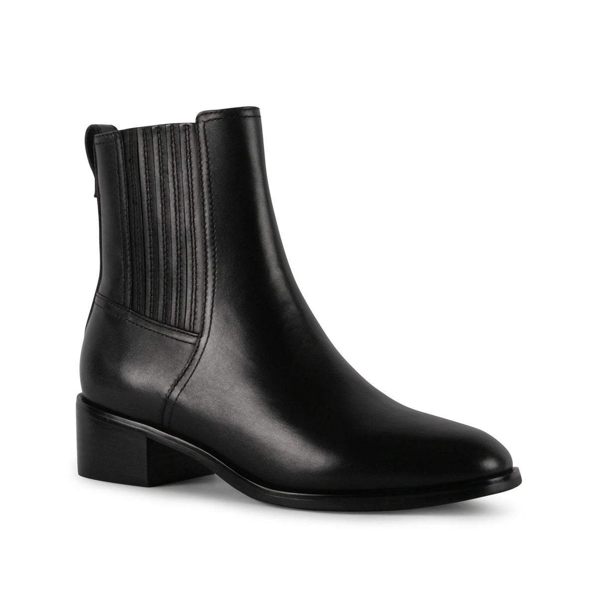 Blondo Women's Sesha in Black Smooth Leather