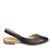 Bueno Women's Bronx Flat in Black