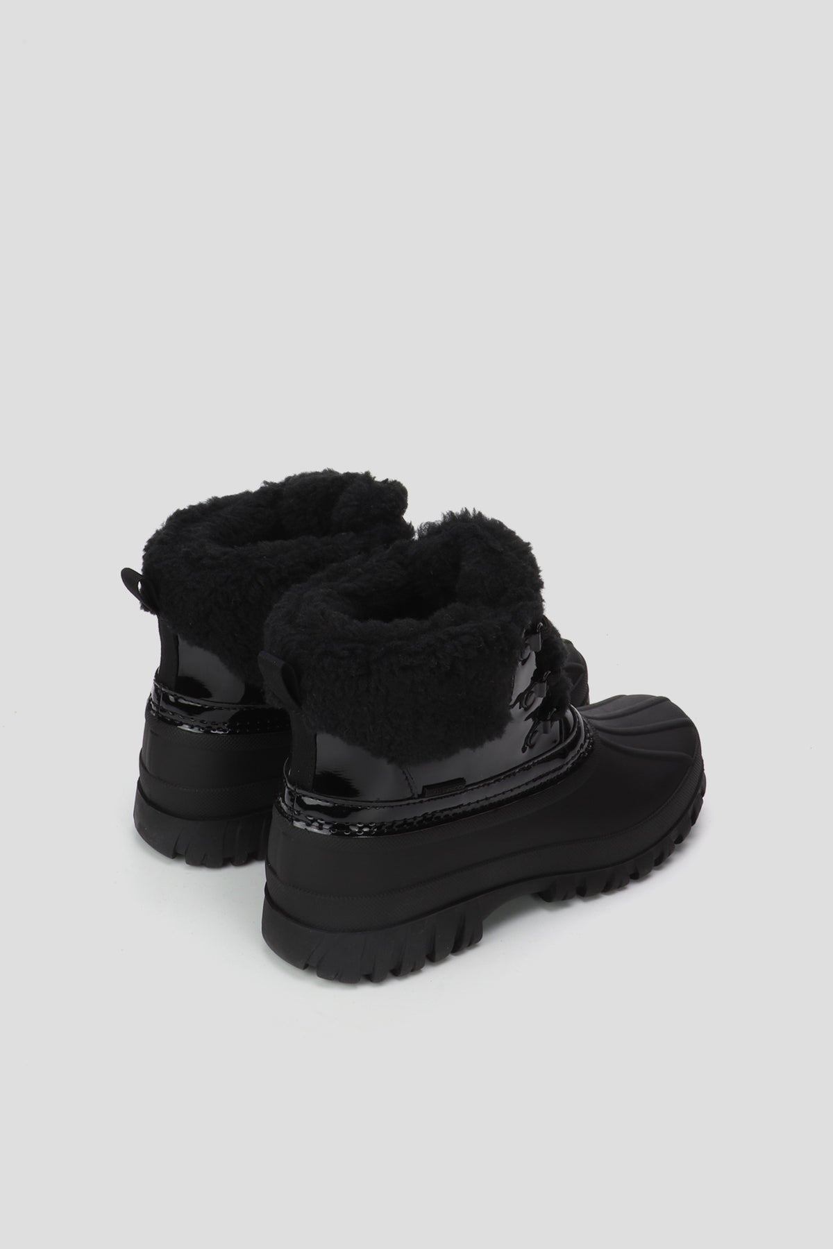 Cougar Women's Crina In Black M