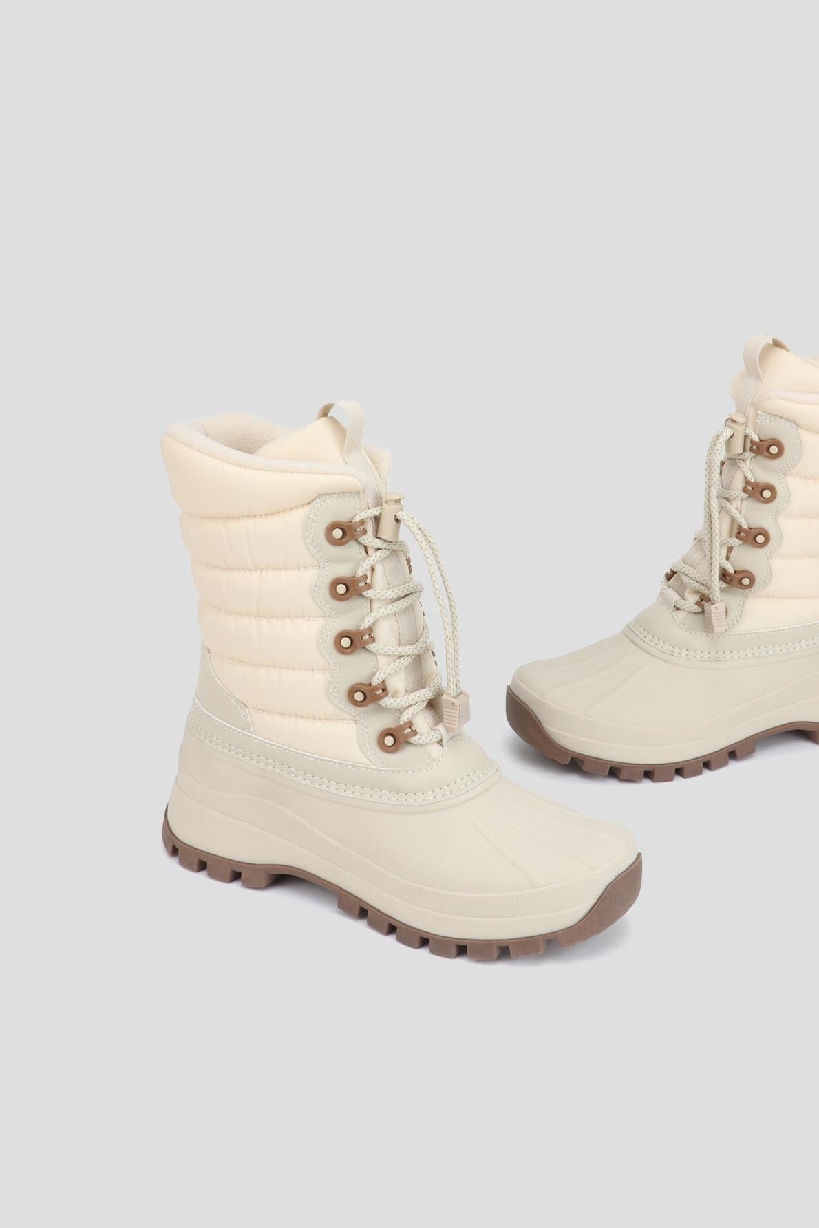 Cougar  Women's Faxe Storm By Cougar Footwear White M