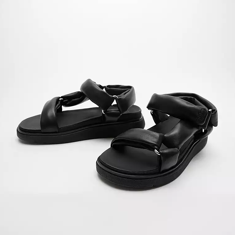 Fitflop Women's Gen-FF Soft Leather Back Strap Sandal in All Black
