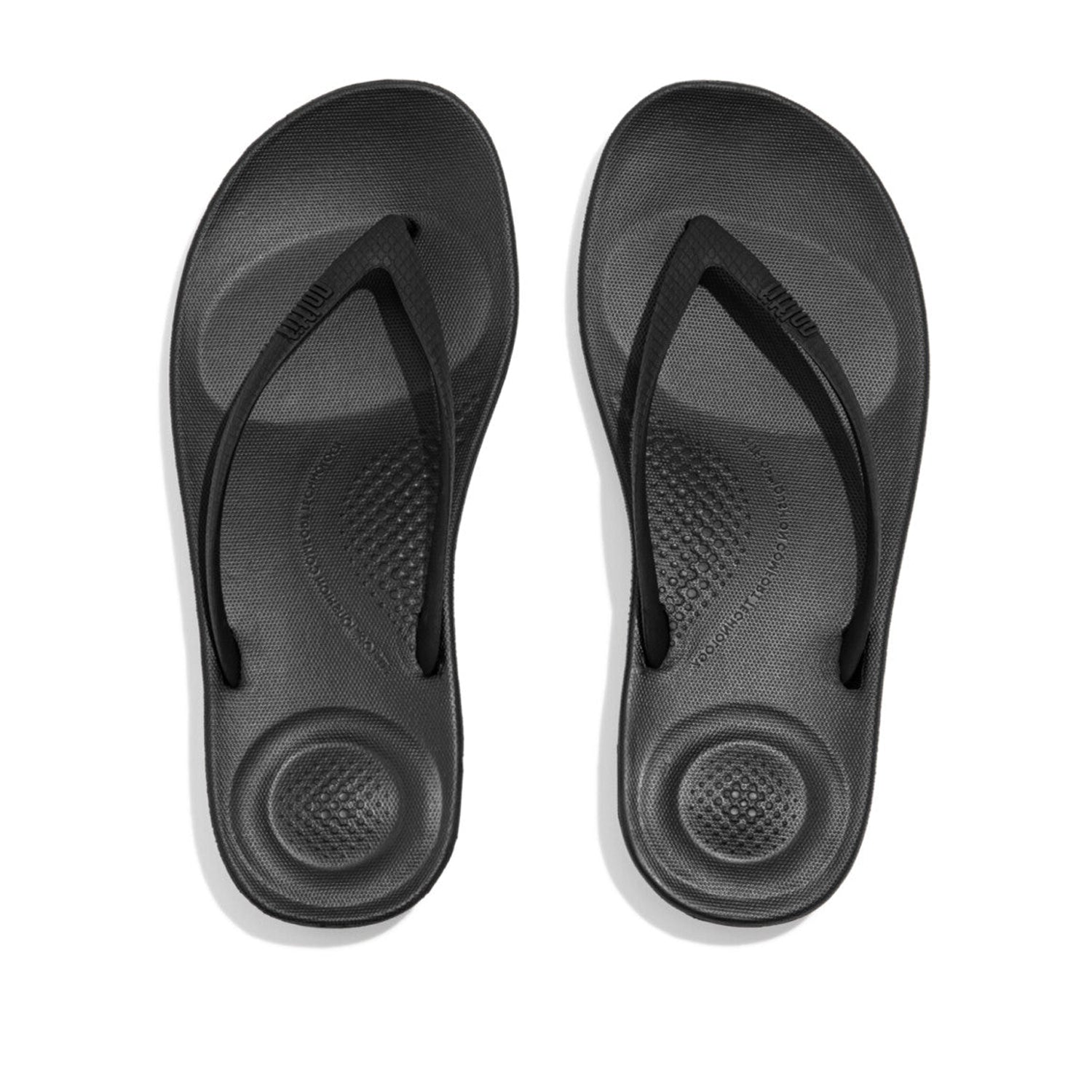 Fitflop Women's Iqushion Ergonomic Flip Flop in Black