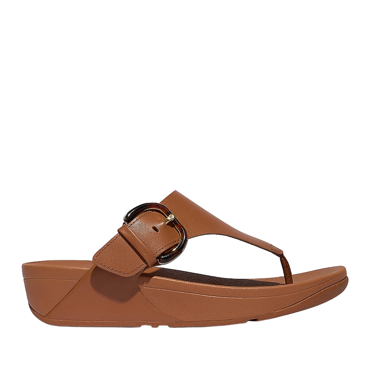Fitflop Women's Lulu Resin Buckle Leather Toe Post Sandal in Deep Tan