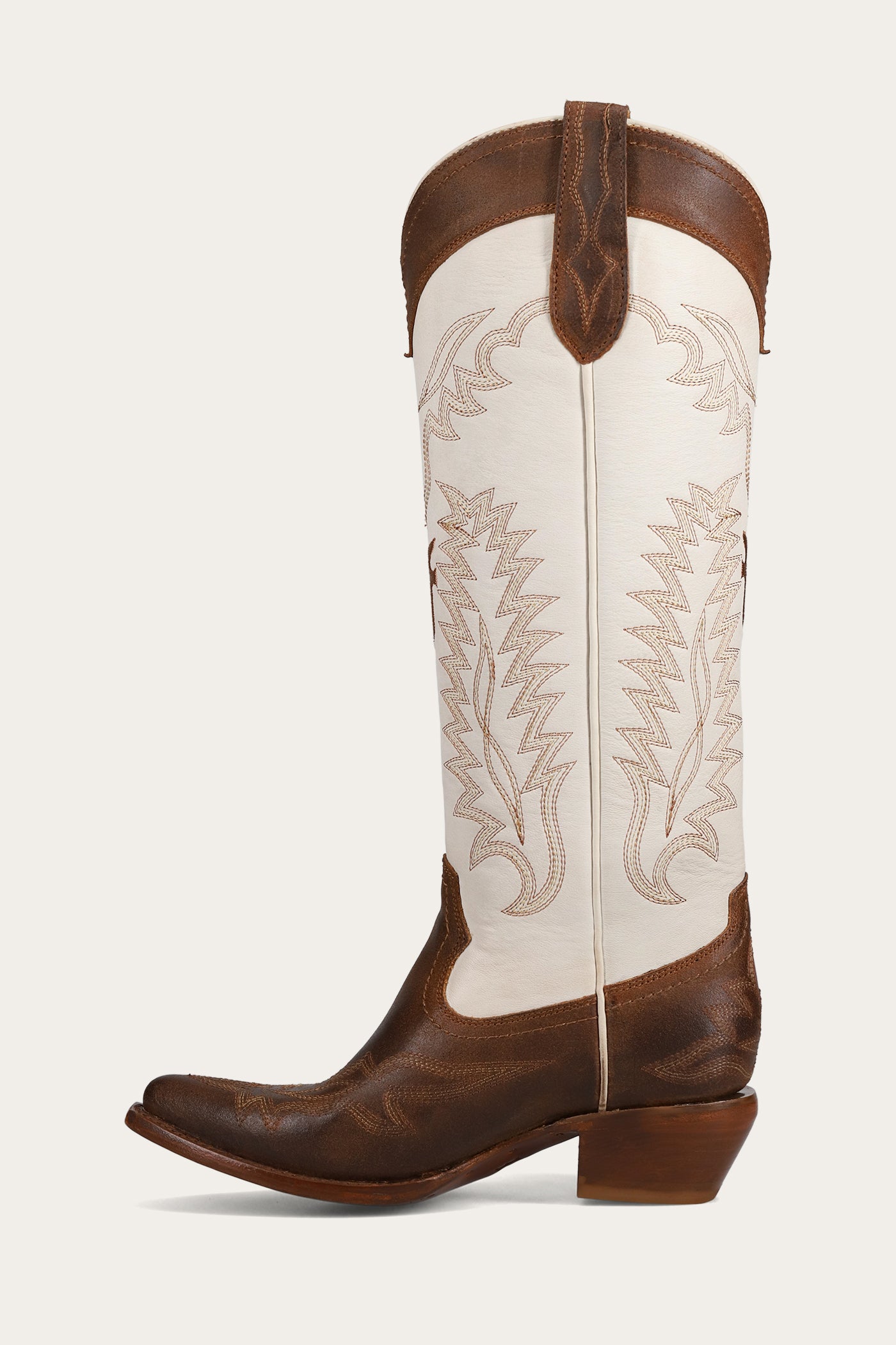 Frye Women's Sacha Feather Deco In Toffee/White M