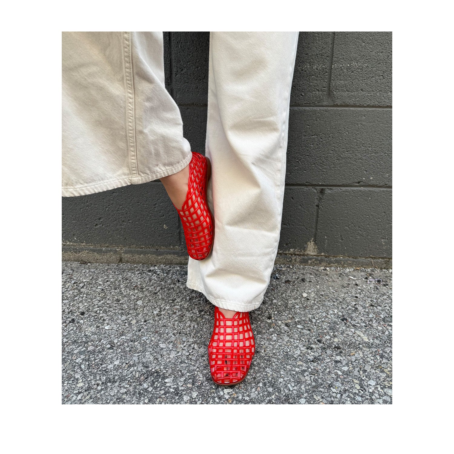 Grahame James Women's June Jelly in Red