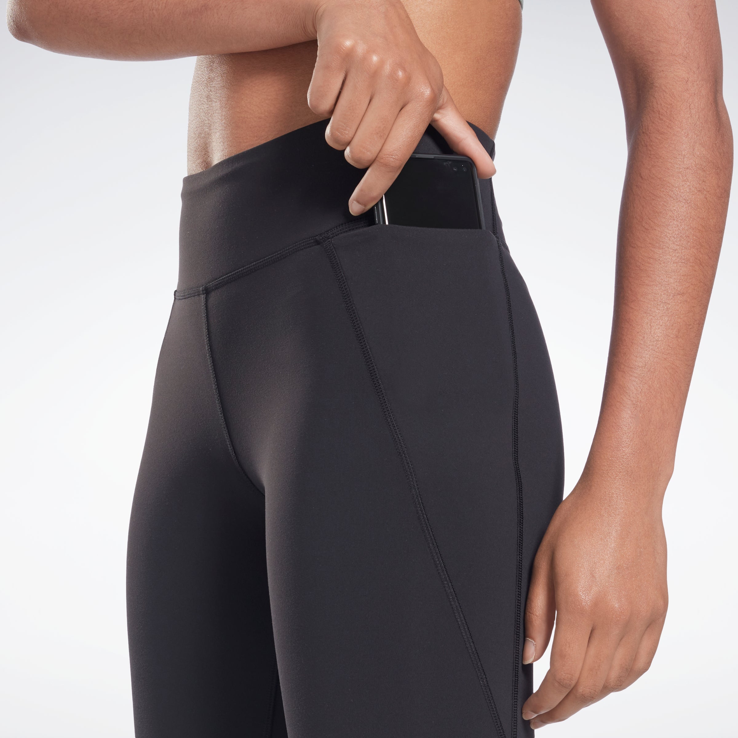 Reebok Women's Ts Lux 3/4 Tight  In Black REG