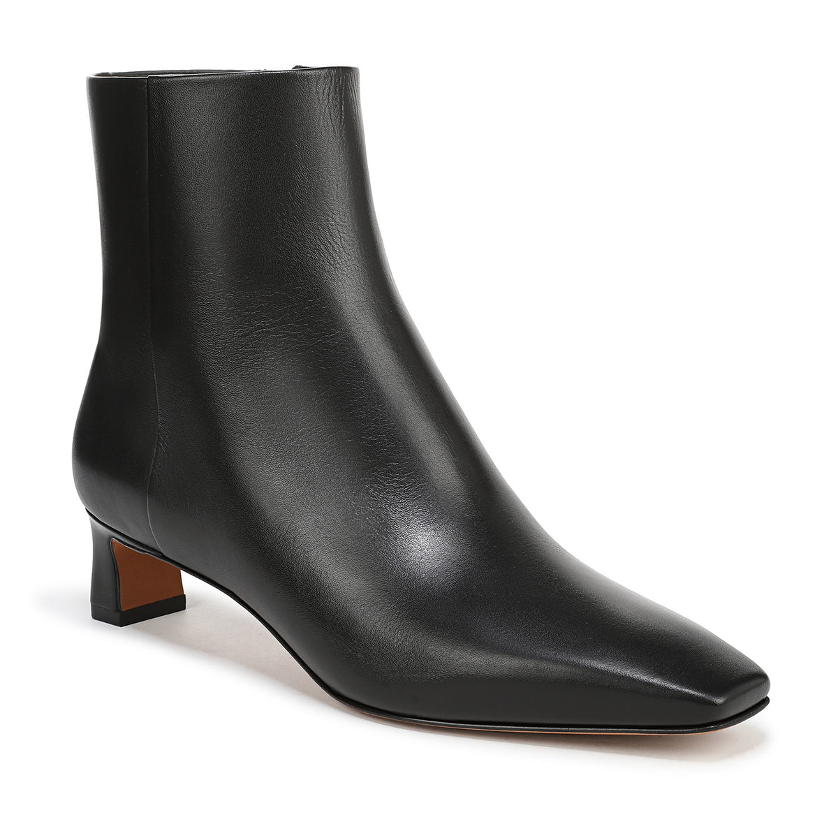 Vince. Women's Harlan Small Calf in Black