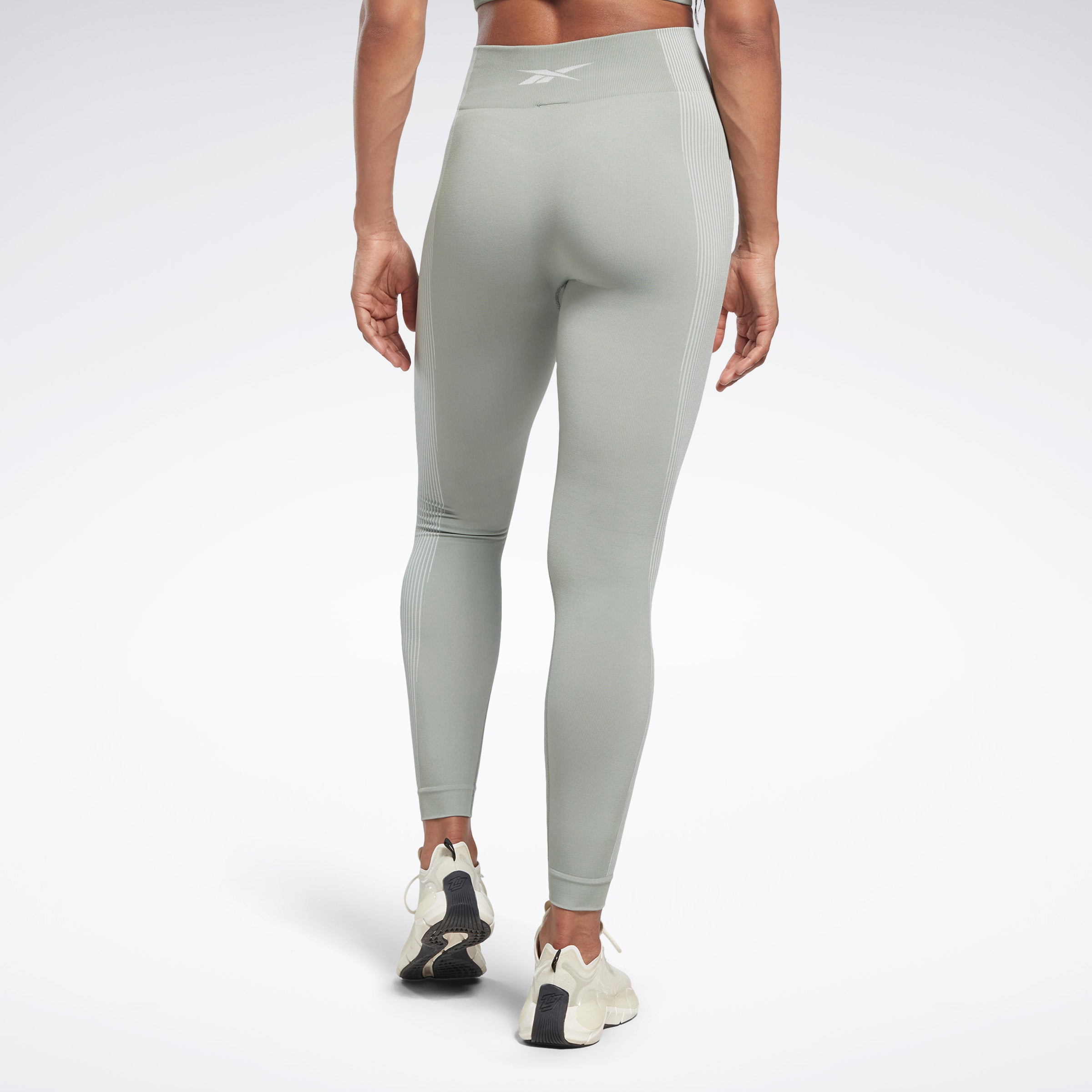 Reebok Women's Yoga Hr Seamless Ti  In Hargrn REG