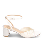 Jewel Badgley Mischka Women's Zaira in Ivory