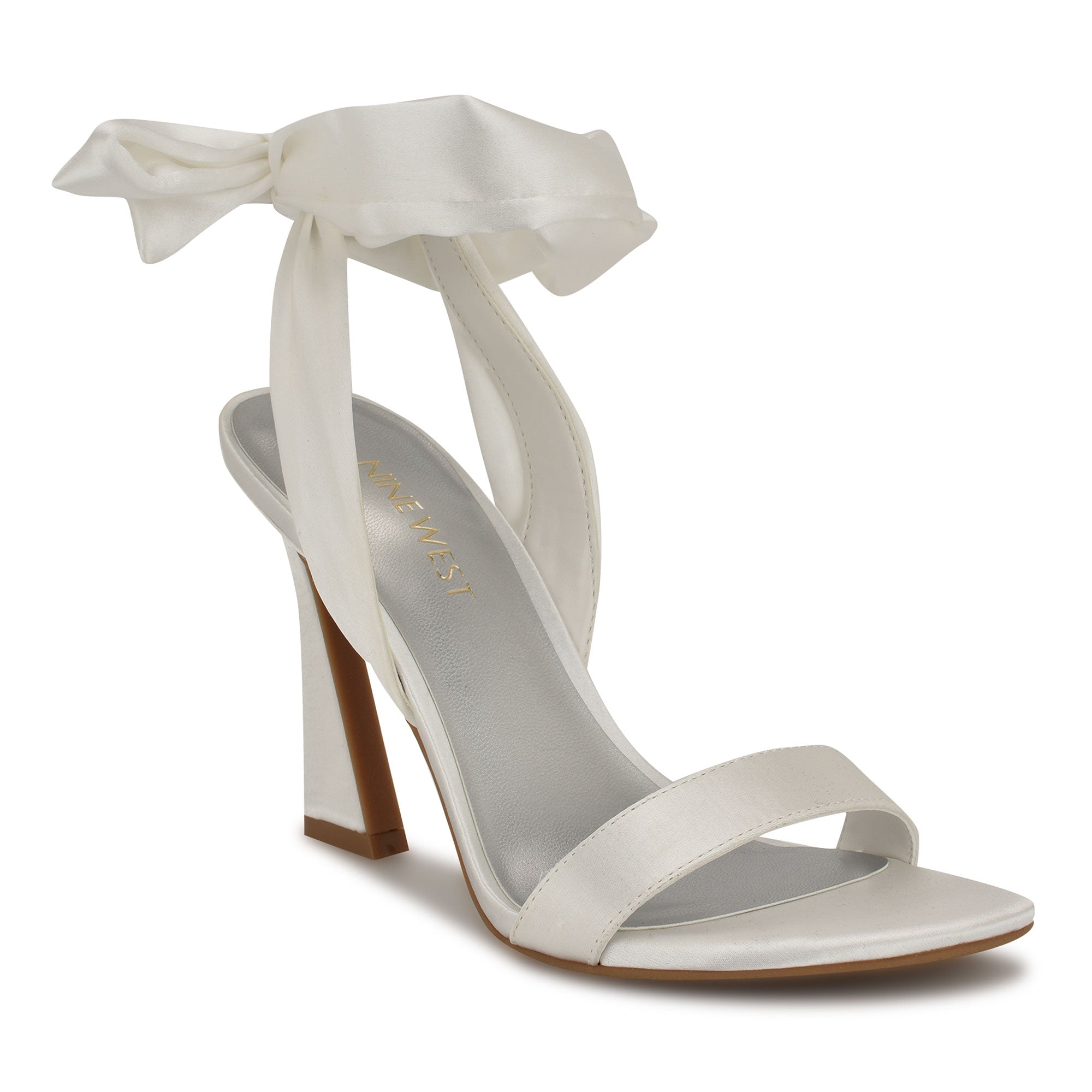 Nine West Women's Kaldra2 In White/Crystal