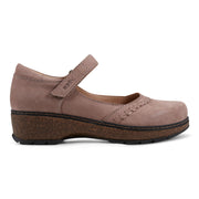 Earth Women's Kalece W In Deep Bordeaux
