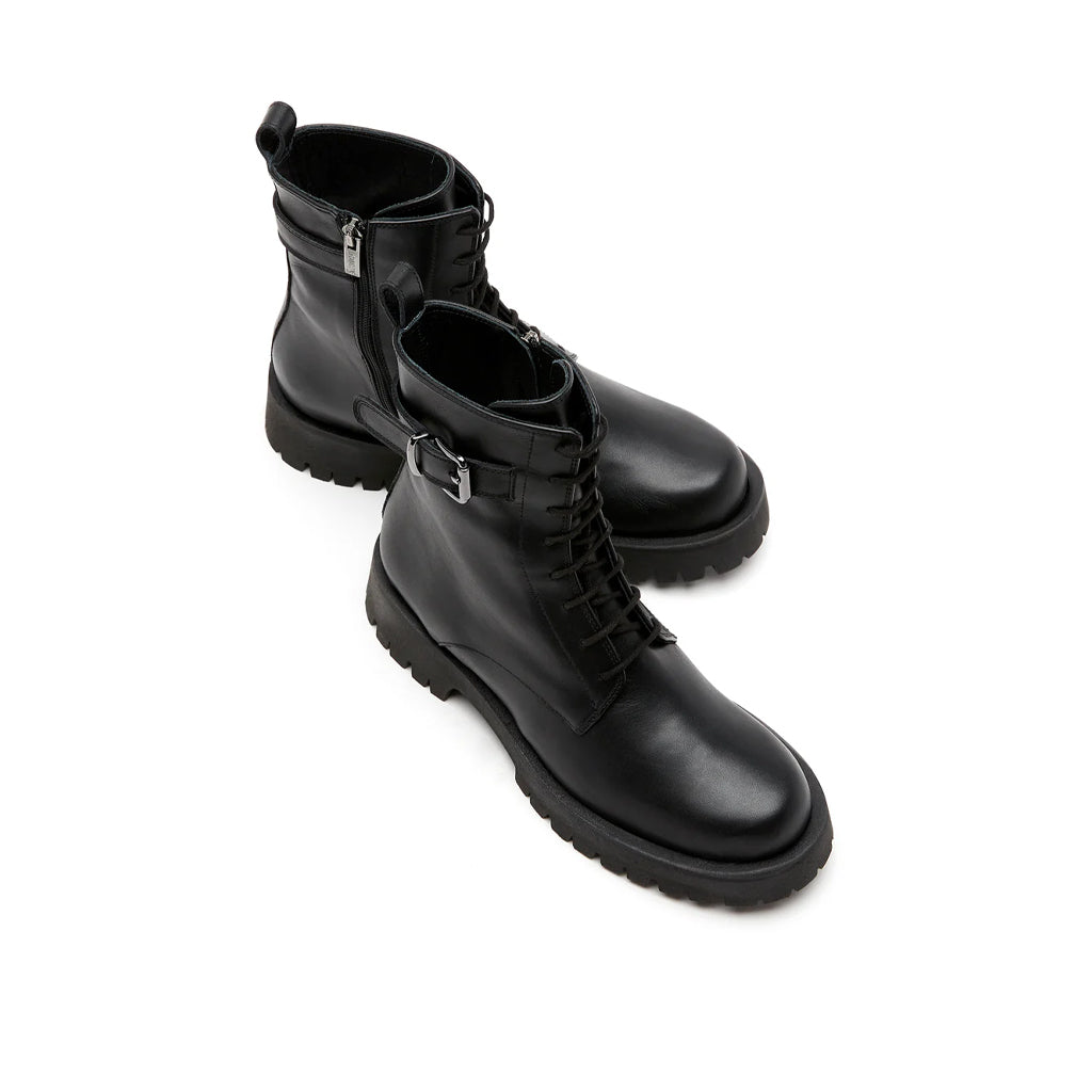 La Canadienne Women's Goldy in Black Leather