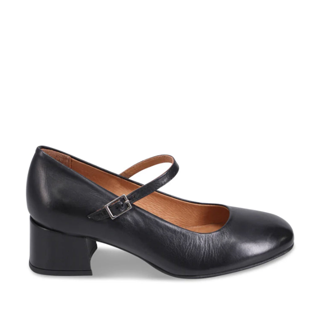 Miz Mooz Women's Gabbie in Black