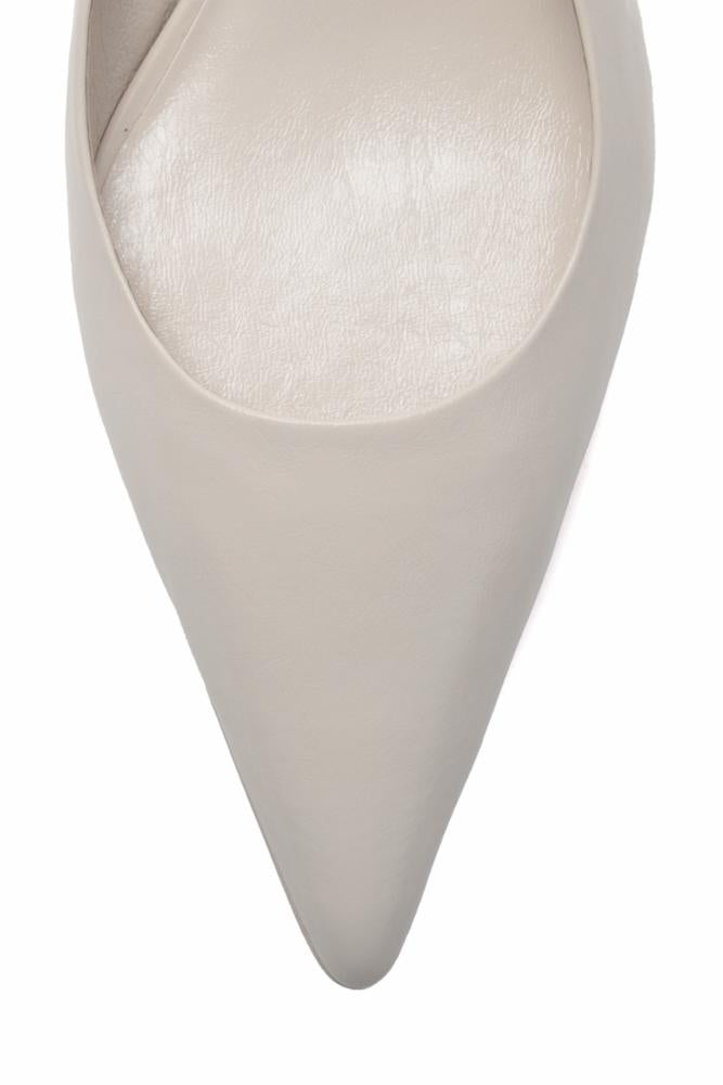 Jeffrey Campbell  Women's Monday Cream Crinkle M