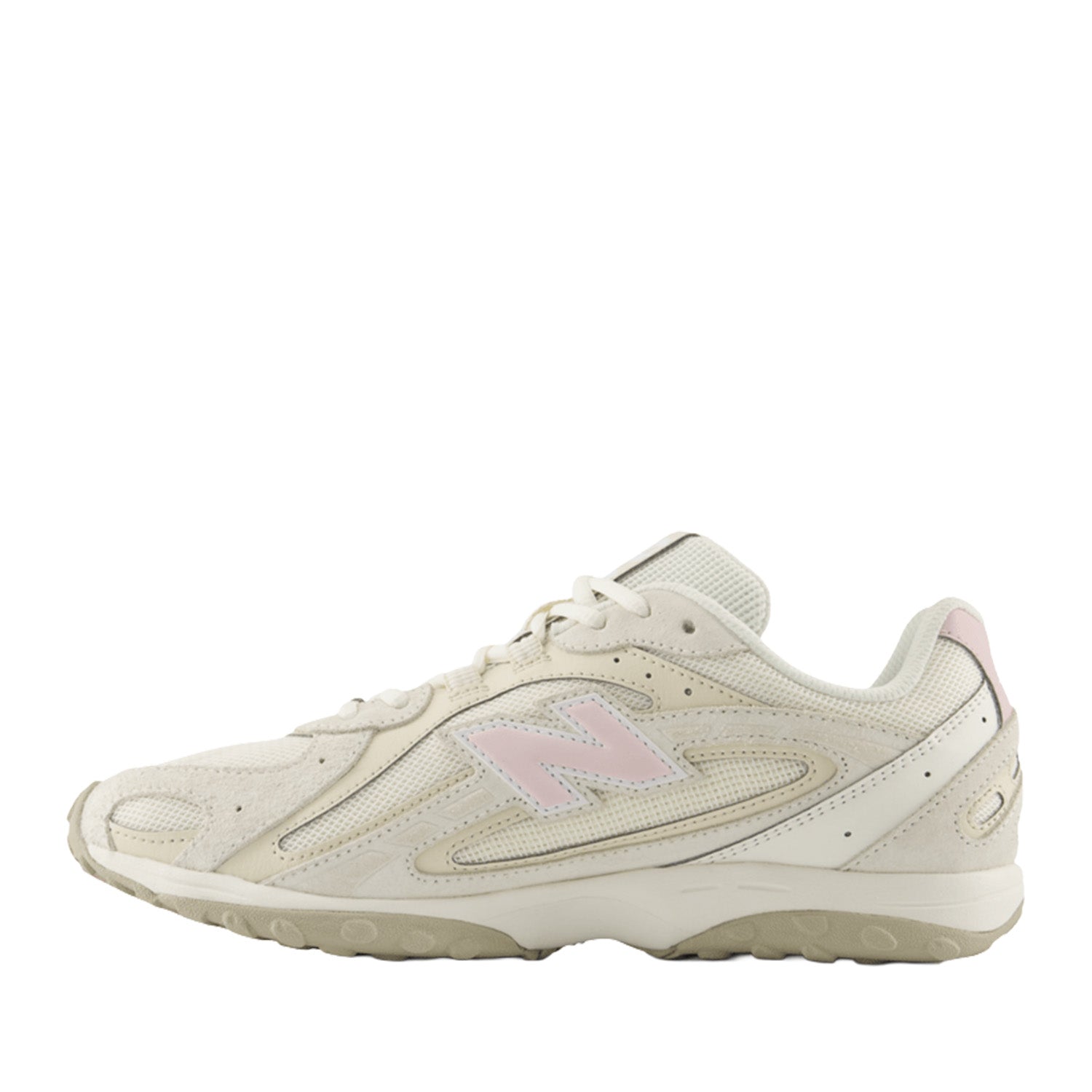 New Balance Unisex 204L in Sea Salt/Stone Pink