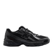 New Balance Unisex 740 in Black