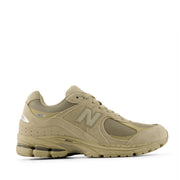 New Balance Unisex 2002R in Stoneware/Silver Metallic